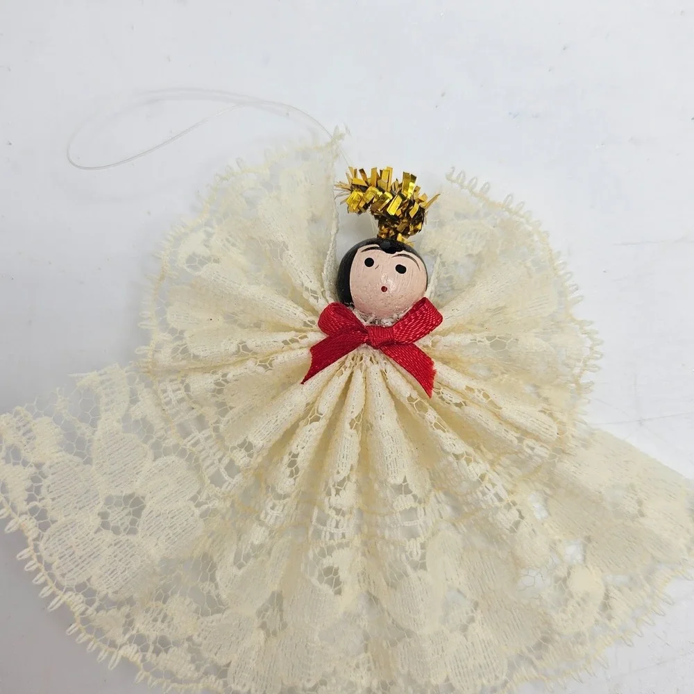 Vintage Handmade Lace Angel Christmas Ornaments Lot of 4 Wood Bead Faces